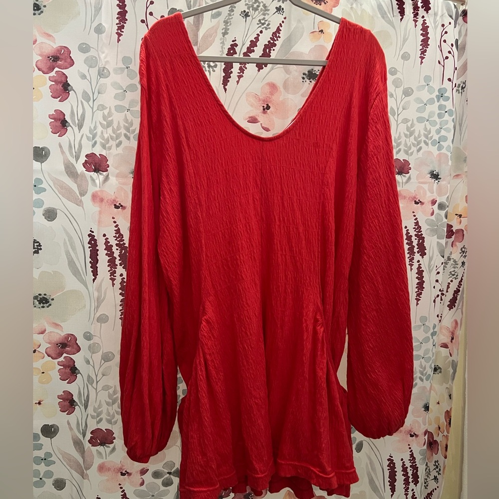 FP BEACH Loose Red Top NWT - XL ❤️